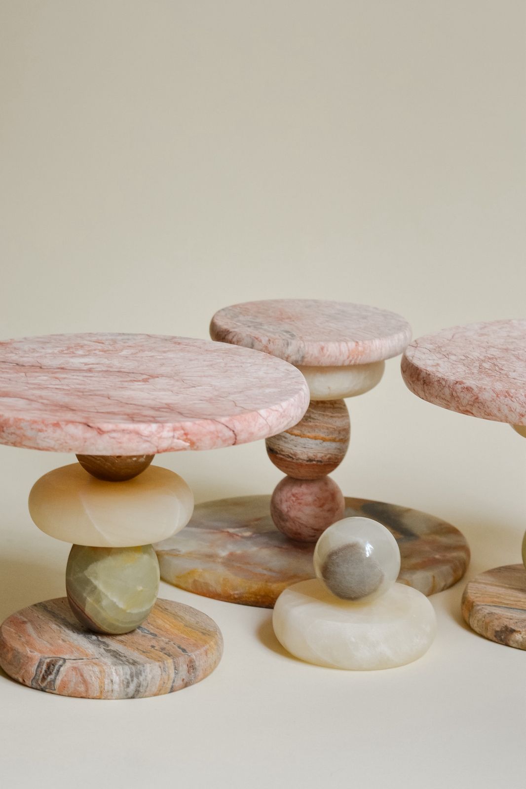 maria amaria x Oonix cake stand